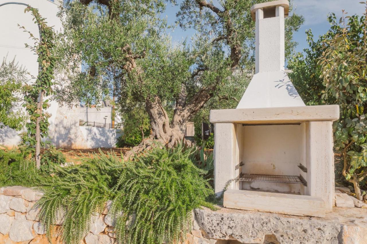 Trulli Harmonia Con Piscina - Alberobello Exterior photo